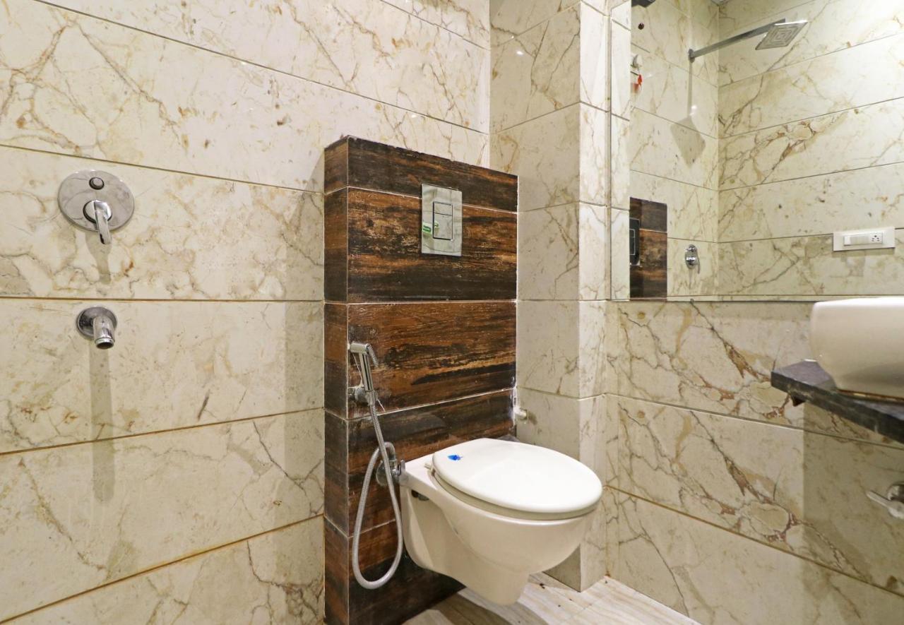 Hotel Paragon Suites New Delhi Luaran gambar