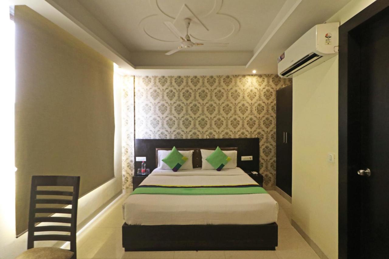 Hotel Paragon Suites New Delhi Luaran gambar